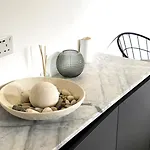 Luxurious 2br In Center With Internet לרנקה