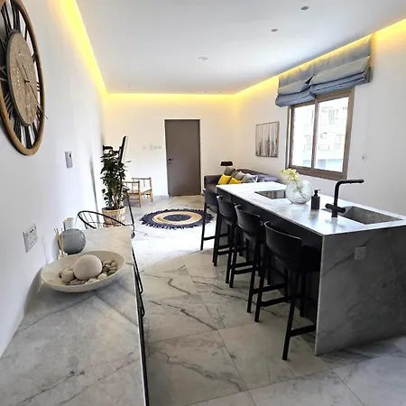 アパート Luxurious 2br In Center With Internet *